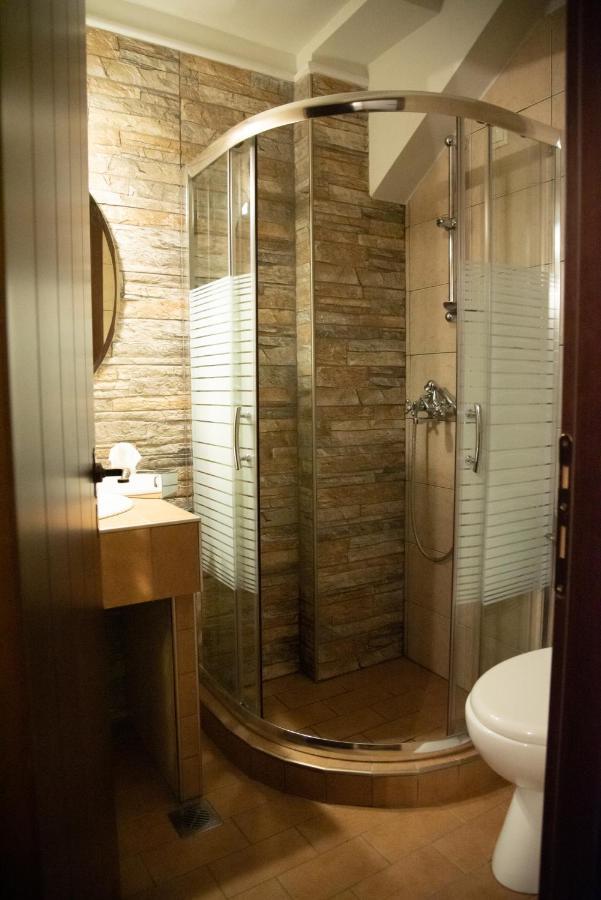 Imon Wellness Apartment Palaios Panteleimonas Bagian luar foto