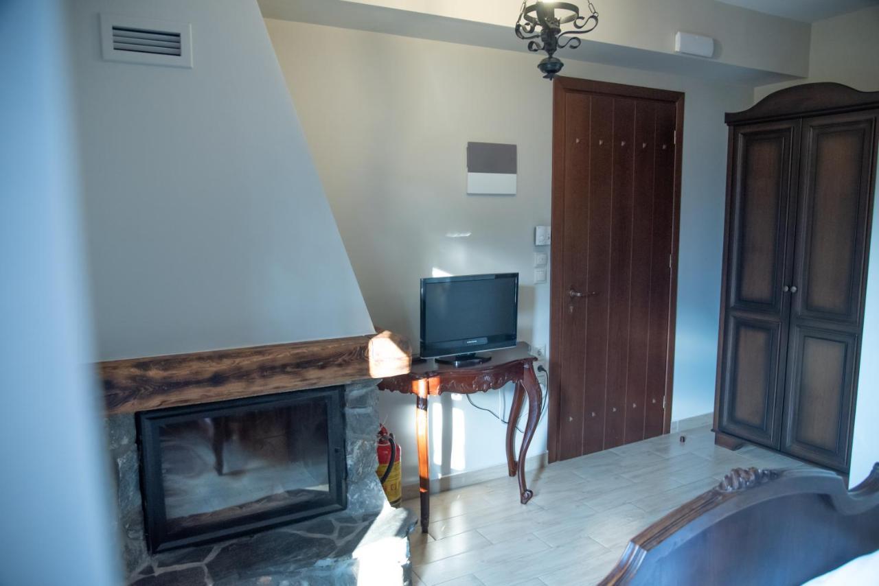 Imon Wellness Apartment Palaios Panteleimonas Bagian luar foto