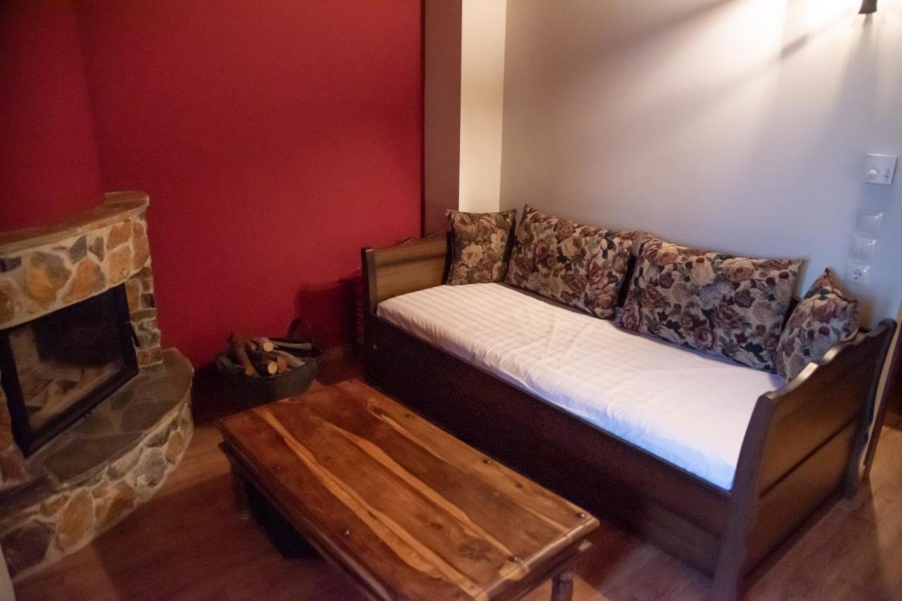 Imon Wellness Apartment Palaios Panteleimonas Bagian luar foto